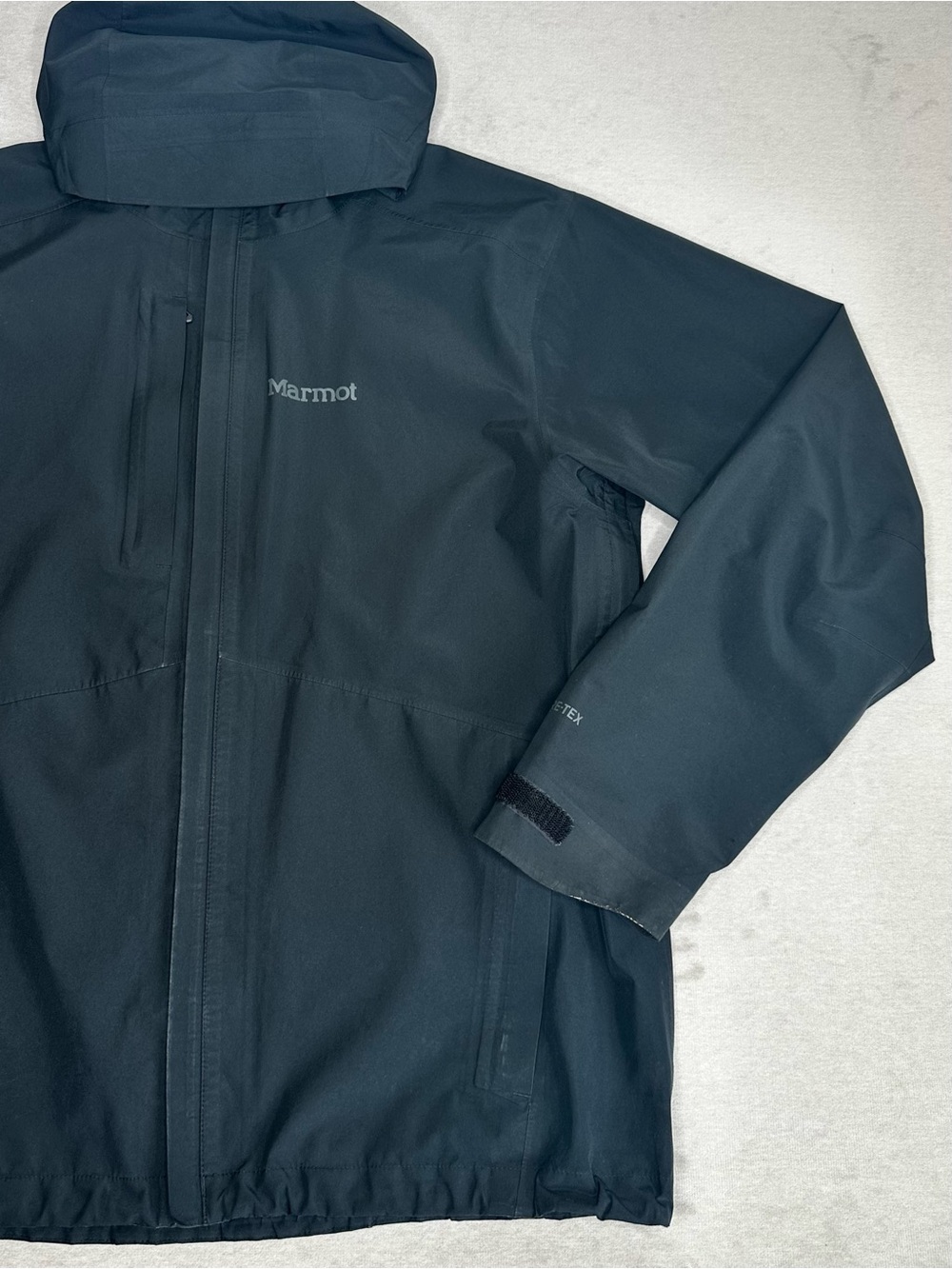 Marmot Men's Black Waterproof Jacket - Picture 3 of 13